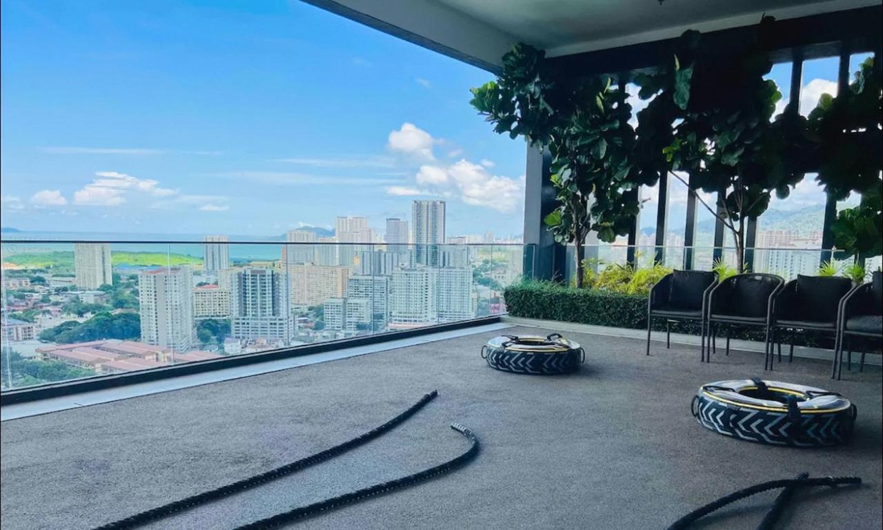 Skypool With Seaview 8Pax Beacon Executive Suites - Georgetown City Centre - 3Km To Komtar Exteriör bild