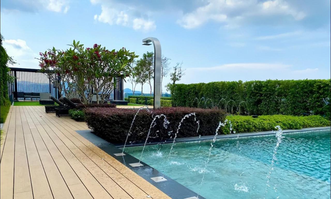 Skypool With Seaview 8Pax Beacon Executive Suites - Georgetown City Centre - 3Km To Komtar Exteriör bild