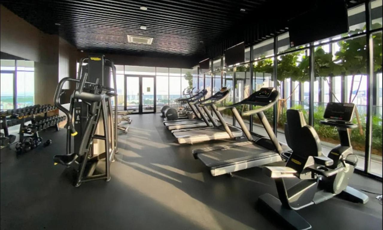 Skypool With Seaview 8Pax Beacon Executive Suites - Georgetown City Centre - 3Km To Komtar Exteriör bild